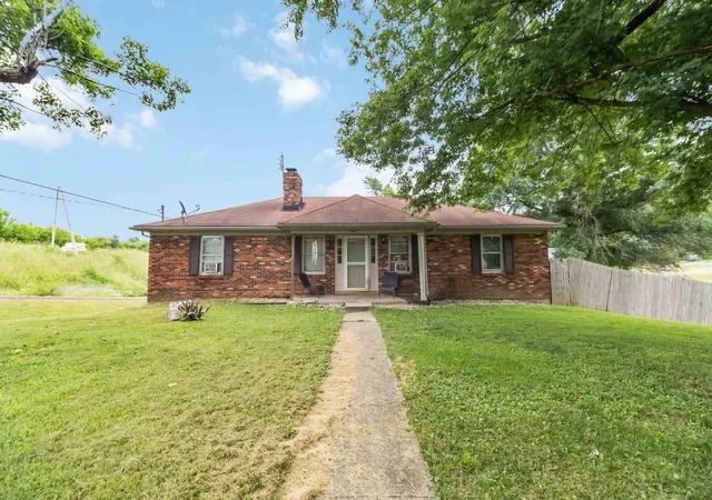 Homes for sale in Perryville, KY | 204 Liddell St, Perryville, KY 40468 | MLS# 26017041