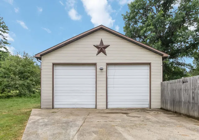 Homes for sale in Perryville, KY | 204 Liddell St, Perryville, KY 40468 | MLS# 26017041