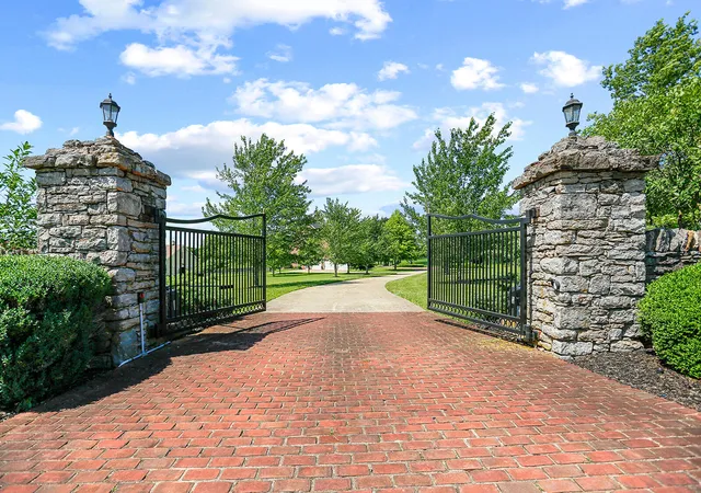 1st image of 1601 Sahalee Dr, Lexington, KY 40511 | MLS# 26015847