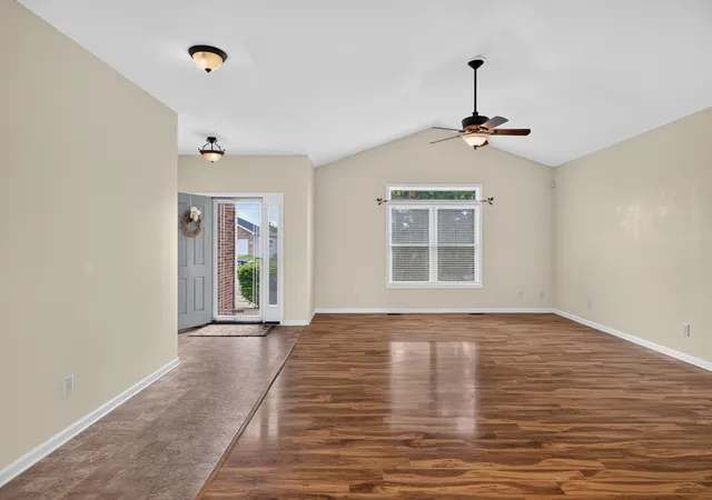 3rd image of 1717 Betty'S Ct, Lexington, KY 40505 | MLS# 26016402