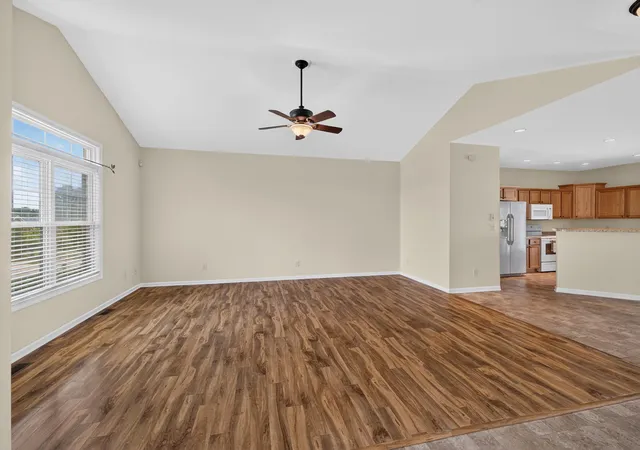 4th image of 1717 Betty'S Ct, Lexington, KY 40505 | MLS# 26016402
