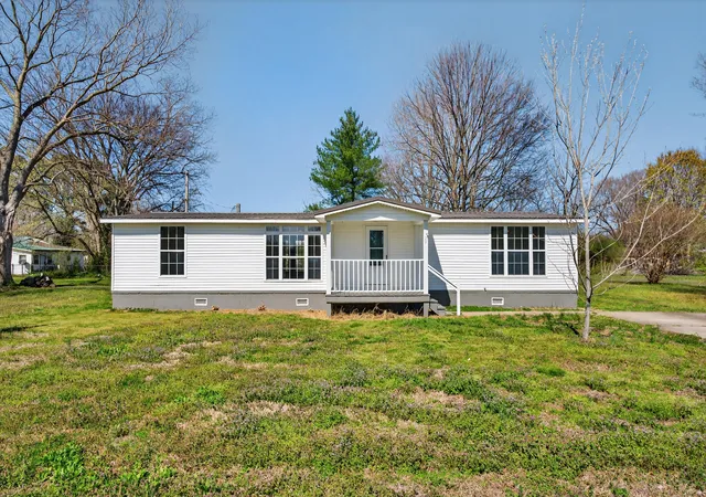1st image of 29 6th St, Hardin, KY 42048 | MLS# 26015920