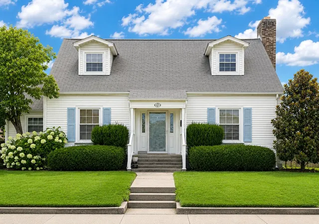 Photo 1 of Single family home for sale at 305 Ford St, Corbin, KY 40701 | MLS# 26018890 | Listing updated on 2026-10-02