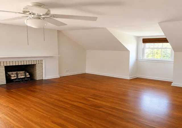 Photo 3 of Single family home for sale at 305 Ford St, Corbin, KY 40701 | MLS# 26018890 | Listing updated on 2026-10-02