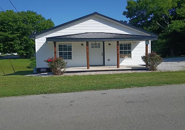 Homes for sale in Monticello, KY | 119 Ridgewood Ave, Monticello, KY 42633 | MLS# 26015925