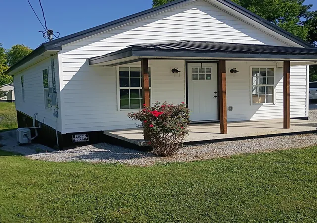 Homes for sale in Monticello, KY | 119 Ridgewood Ave, Monticello, KY 42633 | MLS# 26015925