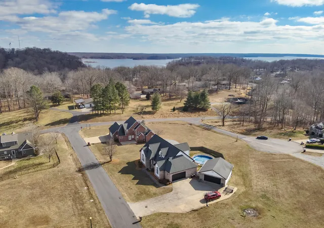 Homes for sale in Kuttawa, KY | 103 Summer Ln, Kuttawa, KY 42055 | MLS# 26016777