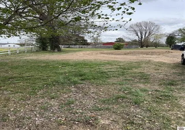 2nd image of 698 Olive St, La Center, KY 42056 | MLS# 26018031