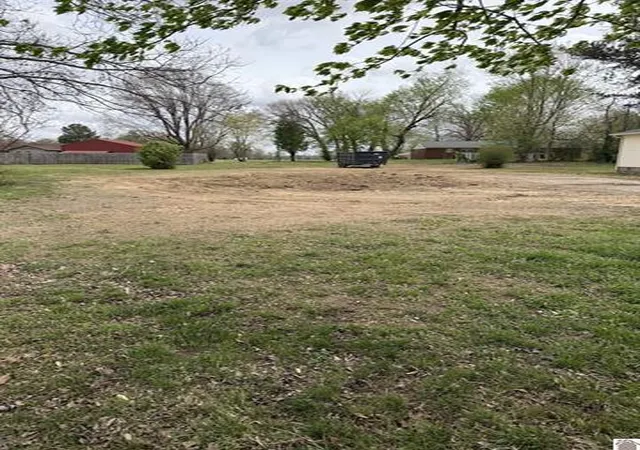 3rd image of 698 Olive St, La Center, KY 42056 | MLS# 26018031