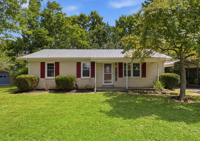 Homes for sale in Lawrenceburg, KY | 315 Meriwether Dr, Lawrenceburg, KY 40342 | MLS# 26016167