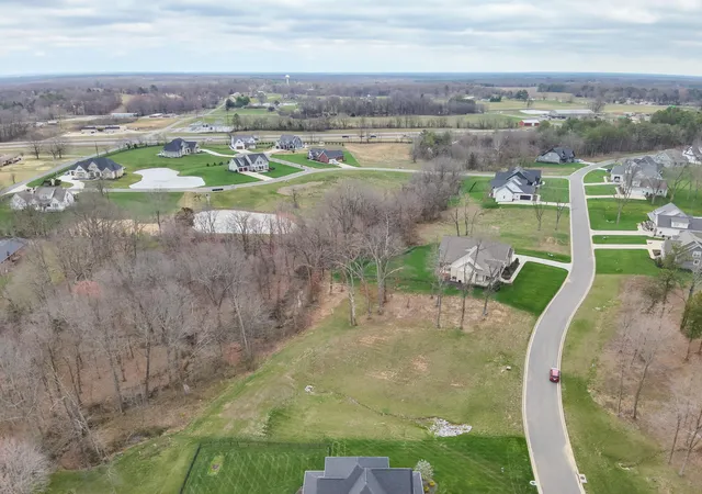 5th image of 110 Saddle Crk Dr, Paducah, KY 42001 | MLS# 26017455