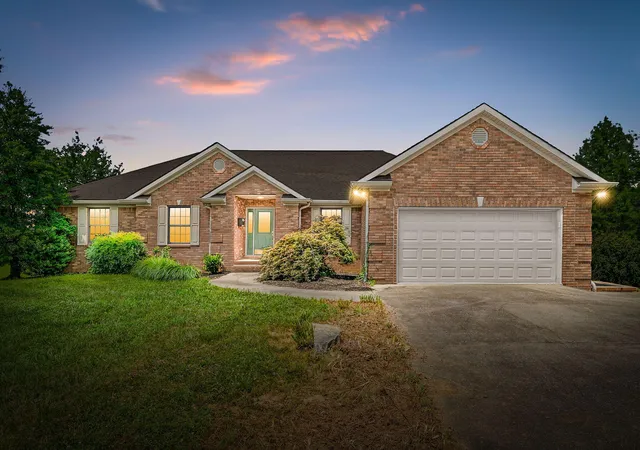 Homes for sale in Cadiz, KY | 310 Chasity Dr, Cadiz, KY 42211 | MLS# 26016250