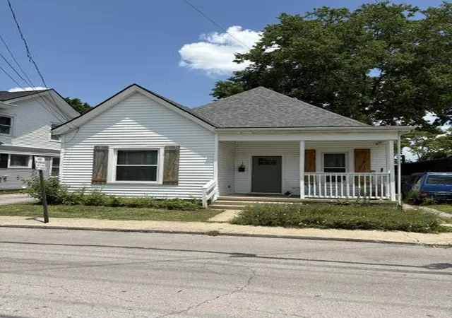 Homes for sale in Paris, KY | 16 16th St, Paris, KY 40361 | MLS# 26016029