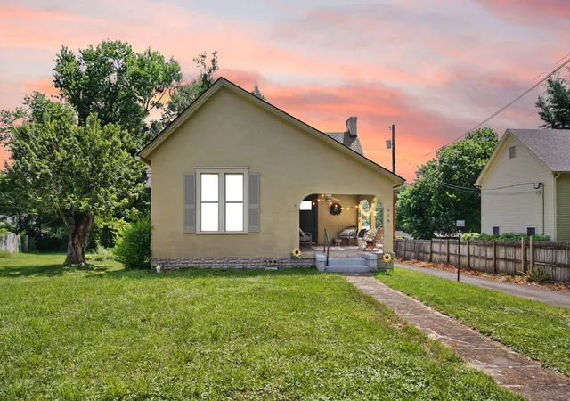Homes for sale in Somerset, KY | 519 N Main St, Somerset, KY 42501 | MLS# 26015930