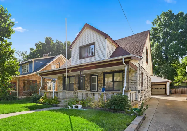 3rd image of 310 Hanover Ct, Lexington, KY 40502 | MLS# 26016654