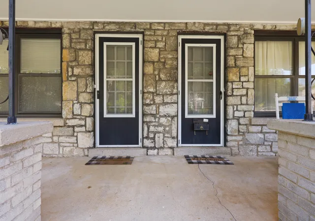 4th image of 310 Hanover Ct, Lexington, KY 40502 | MLS# 26016654