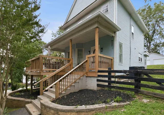 Homes for sale in Burnside, KY | 138 W French Ave, Burnside, KY 42519 | MLS# 26015927