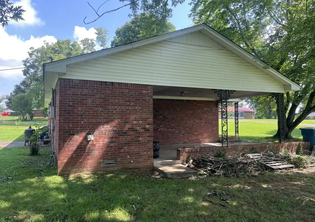 Homes for sale in Wingo, KY | 49 Shelby Dr, Wingo, KY 42088 | MLS# 26016801