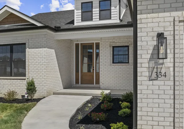 Photo 3 of Single family home for sale at 334 Mohegan Trl, Richmond, KY 40475 | MLS# 26020606 | Listing updated on 2026-10-07