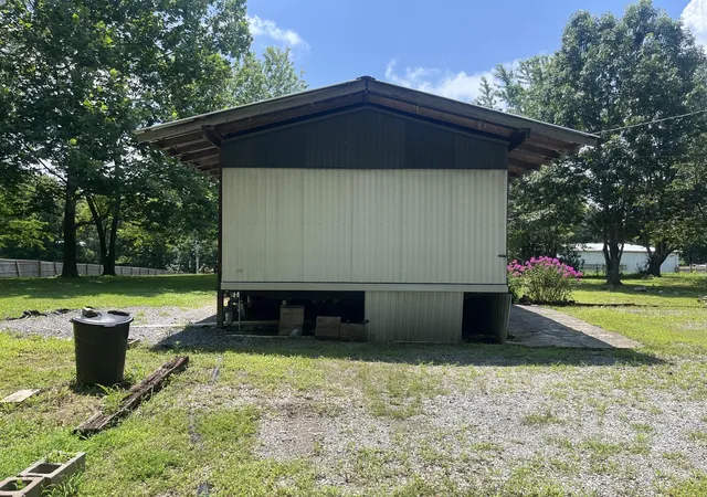 Homes for sale in Benton, KY | 42 Sills Ln, Benton, KY 42025 | MLS# 26016784