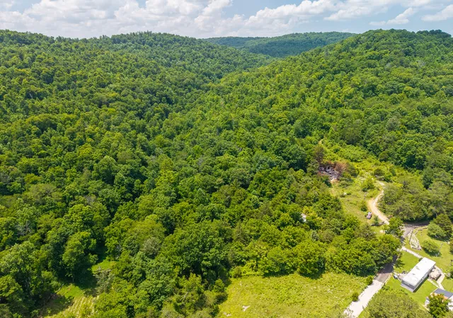 Homes for sale in Monticello, KY | 1 Barrier Cemetary Rd, Monticello, KY 42633 | MLS# 26016005