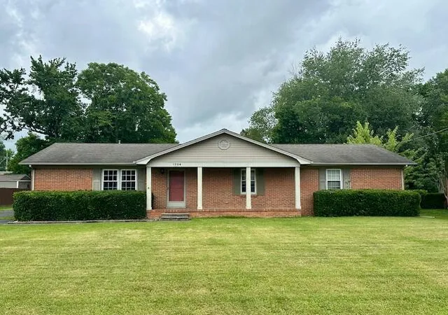 Homes for sale in Murray, KY | 1704 Keenland, Murray, KY 42071 | MLS# 26015978