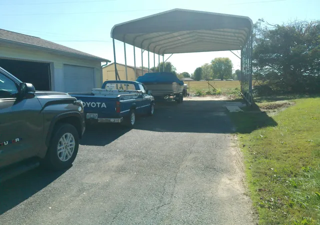 Photo 4 of Sale Pending at 225 Wilton Cir, Paducah, KY 42003 | MLS# 26015980 | Listing updated on 2026-08-19