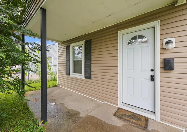 Photo 3 of Single family home for sale at 710 E Loudon Ave, Lexington, KY 40505 | MLS# 26019016 | Listing updated on 2026-07-18