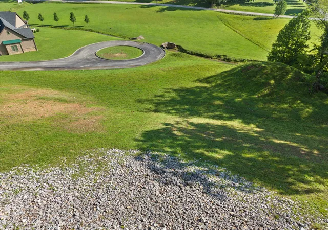 Photo 3 of Land for sale at 9998 & 9999 Weldon Pointe Rd, Corbin, KY 40701 | MLS# 26017585 | Listing updated on 2026-08-04