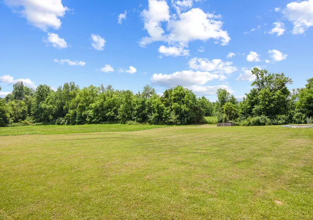 Homes for sale in Jeffersonville, KY | 120 Mohican Trl, Jeffersonville, KY 40337 | MLS# 26016064