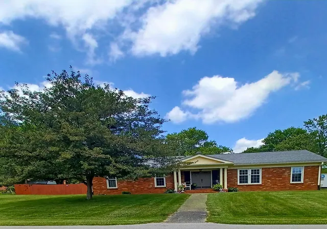 Homes for sale in Georgetown, KY | 209 Pocahontas Trl, Georgetown, KY 40324 | MLS# 26016016