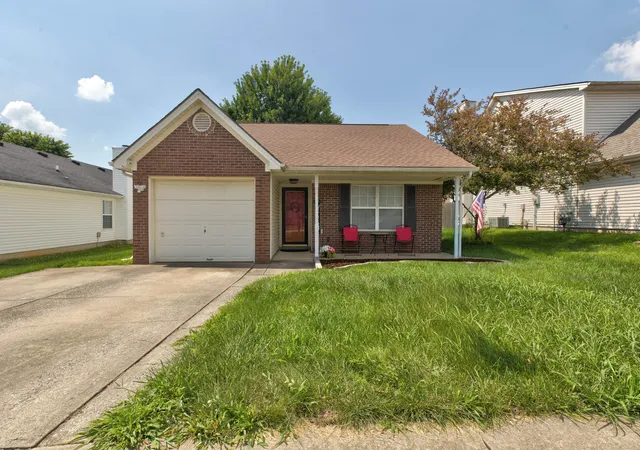 Homes for sale in Georgetown, KY | 124 W Chopin Wy, Georgetown, KY 40324 | MLS# 26016014