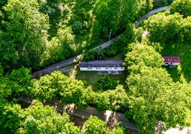 Photo 3 of Single family home for sale at 7 Alvie Buell Rd, Pineville, KY 40977 | MLS# 26016120 | Listing updated on 2026-09-24