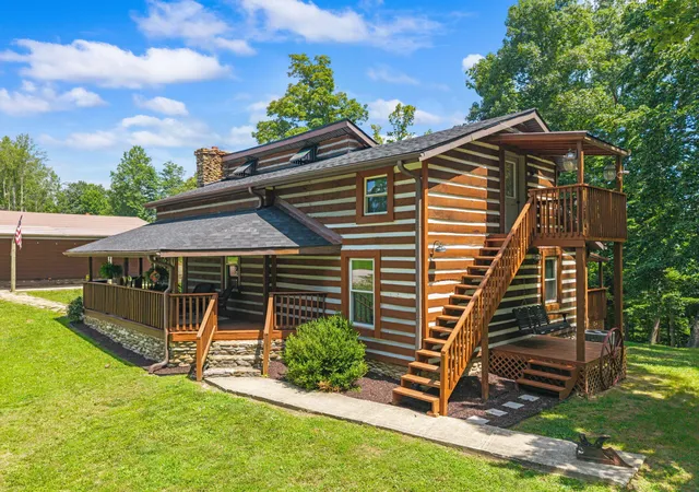 Homes for sale in Mc Kee, KY | 19840 Hwy 2004 Hwy, Mc Kee, KY 40447 | MLS# 26017354