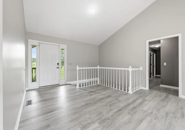 Photo 3 of Single family home for sale at 97 Camelot Dr, Cadiz, KY 42211 | MLS# 26017564 | Listing updated on 2026-08-24
