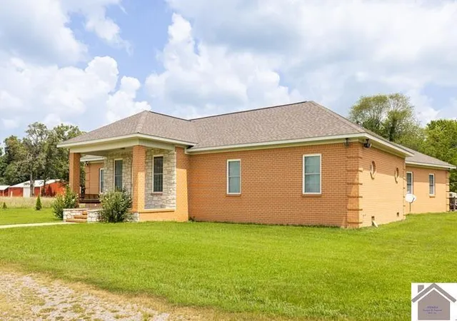 Homes for sale in Hickory, KY | 2616 State Route 440, Hickory, KY 42051 | MLS# 26016032
