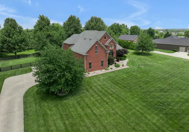 Homes for sale in Richmond, KY | 200 Upper Hines Creek Rd, Richmond, KY 40475 | MLS# 26016048