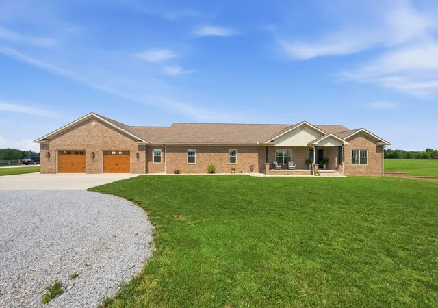 Homes for sale in Mount Sterling, KY | 351 Benton Rd, Mount Sterling, KY 40353 | MLS# 26016393