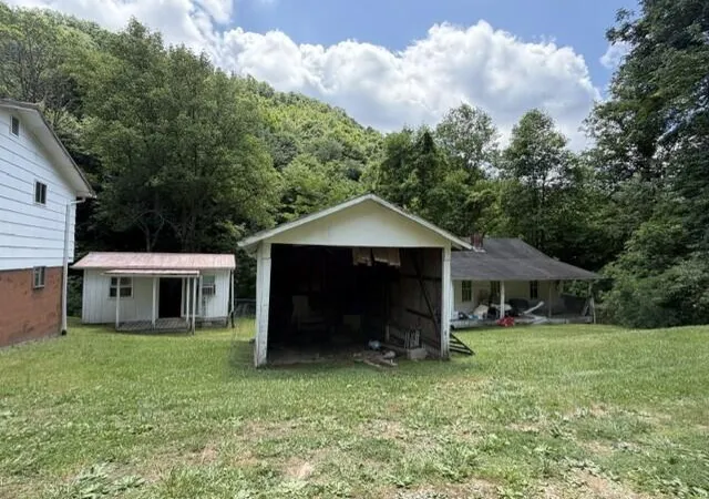 Photo 2 of Single family home for sale at 1722 Spruce Pine Rd, Garner, KY 41817 | MLS# 26016044 | Listing updated on 2026-09-25