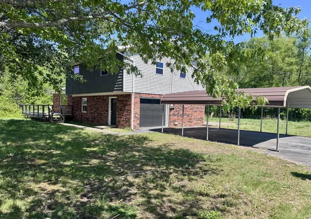 2nd image of 7740 Old Mayfield Rd, Paducah, KY 42003 | MLS# 26016078