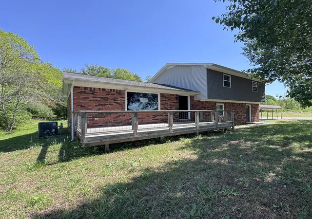 3rd image of 7740 Old Mayfield Rd, Paducah, KY 42003 | MLS# 26016078