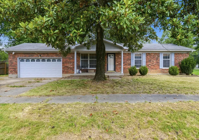 Homes for sale in Louisville, KY | 6502 Cady Dr, Louisville, KY 40258 | MLS# 26016079