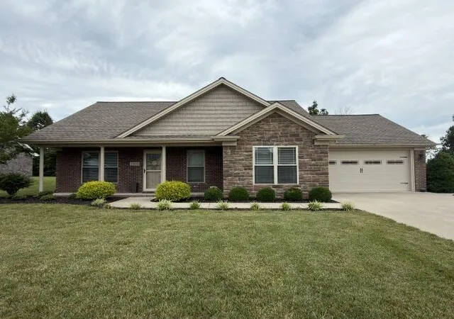 Homes for sale in Murray, KY | 2305 Deerfield Run, Murray, KY 42071 | MLS# 26016058