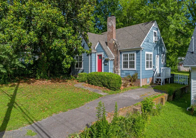 2nd image of 2813 Clark St, Paducah, KY 42001 | MLS# 26016073