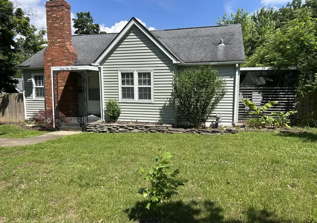 3rd image of 2100 Clays Mill Rd, Lexington, KY 40503 | MLS# 26016144