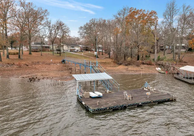 Photo 4 of Single family home for sale at 38 Elmhurst Ln, Murray, KY 42071 | MLS# 26016262 | Listing updated on 2026-07-06