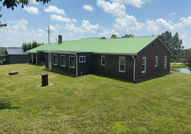 Photo 3 of Single family home for sale at 979 Walnut Grv School Rd, Waynesburg, KY 40489 | MLS# 26016129 | Listing updated on 2026-08-17