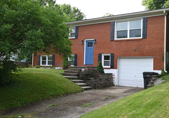 Homes for sale in Richmond, KY | 515 Lee Ct, Richmond, KY 40475 | MLS# 26016101
