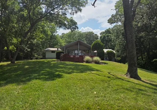 Photo 3 of Single family home for sale at 7024 Pottertown Rd, Murray, KY 42071 | MLS# 26016110 | Listing updated on 2026-09-28