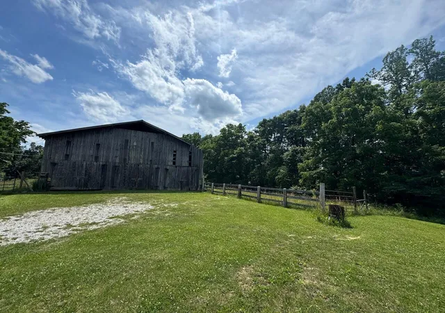 Photo 3 of Single family home for sale at 1800 Highway 1955, Mc Kee, KY 40447 | MLS# 26018620 | Listing updated on 2026-08-22